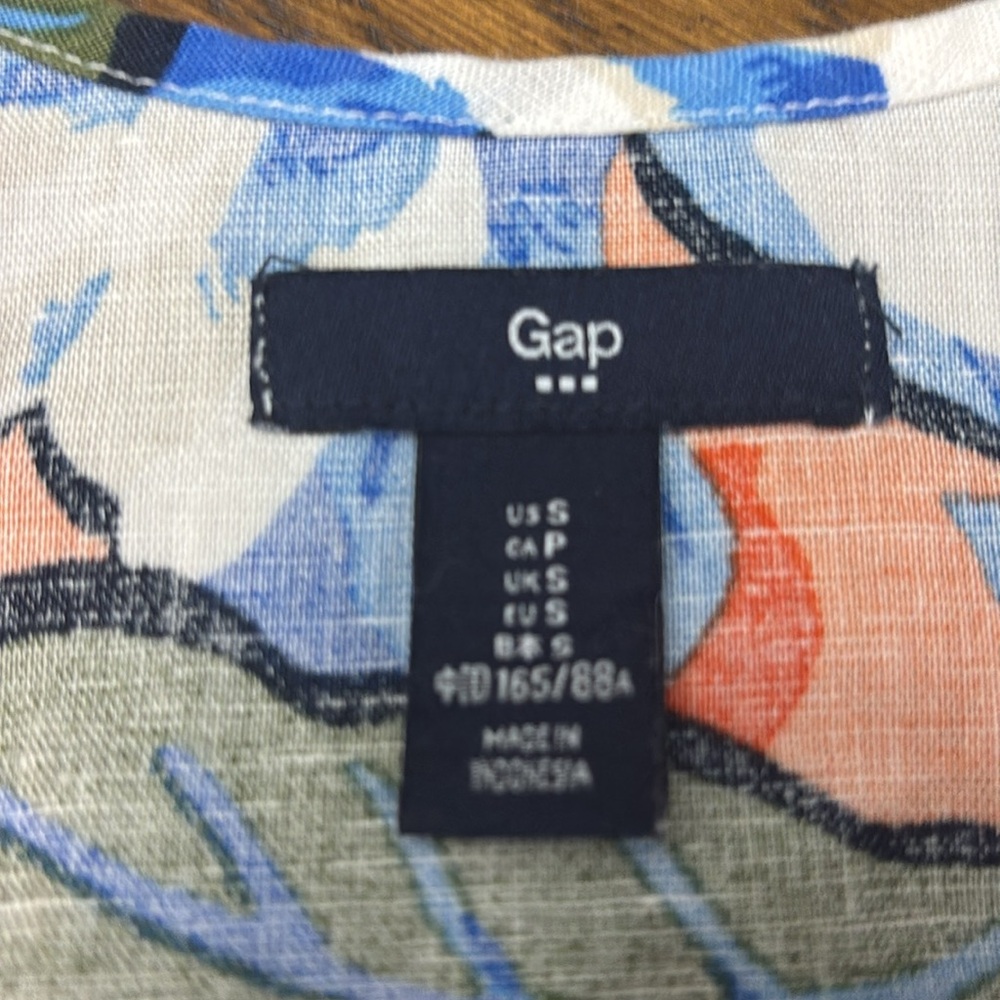 GAP Linen & Cotton Floral Dress - Picture 2 of 10
